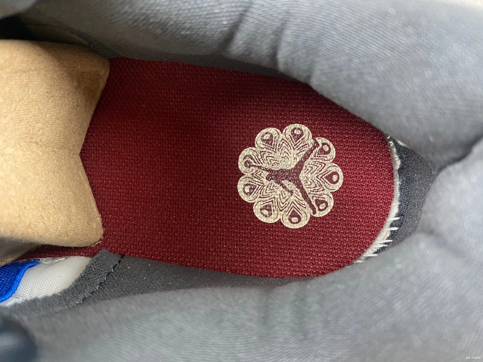 - Dragon the Retro 2 of Jordan Low Men's Year FJ3468-100 0217